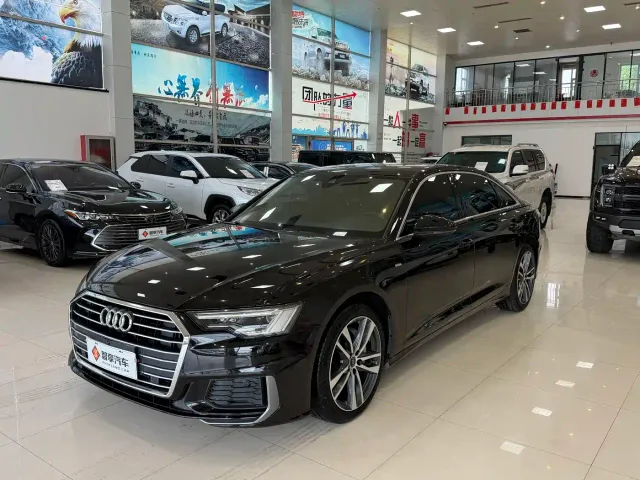 Фотография автомобиля — Audi A6L