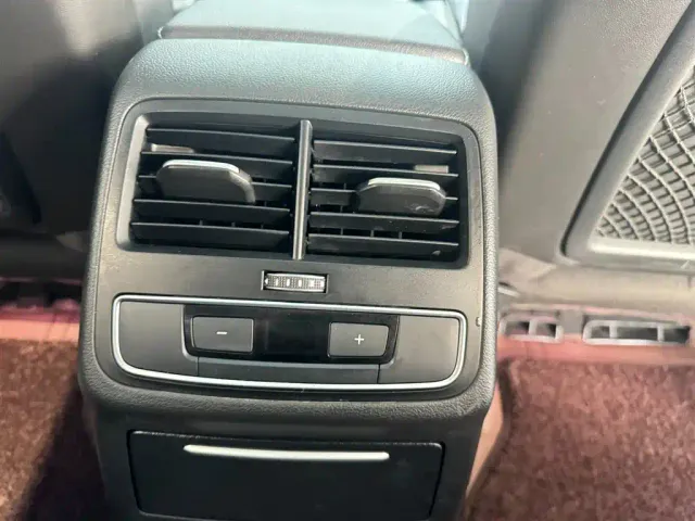 Audi A4L — Фото автомобиля 17