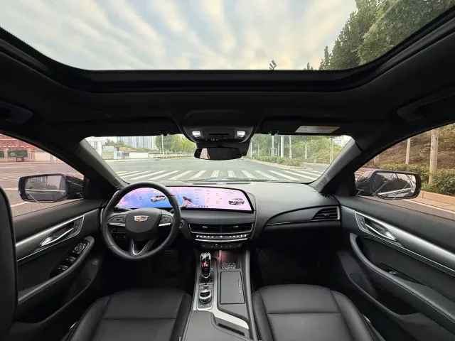 Cadillac CT5 — Фото автомобиля 8