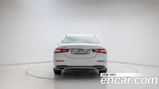 Mercedes-Benz E-Class W213 — Фото автомобиля 4
