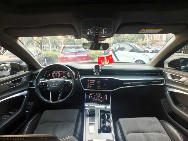 Audi A6L — Фото автомобиля 5