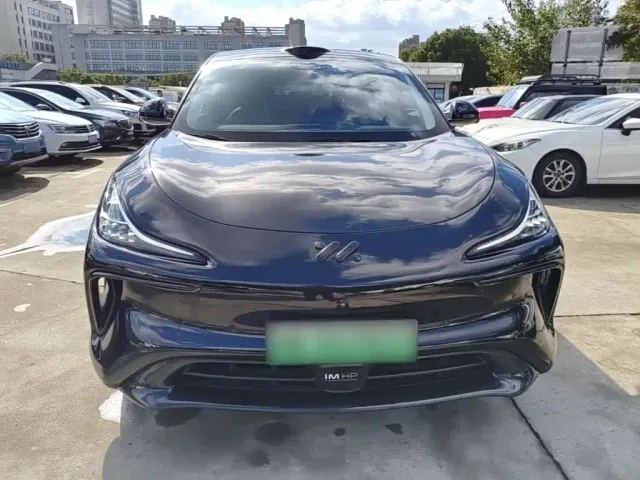 IM Motors LS6 — Фото автомобиля 2