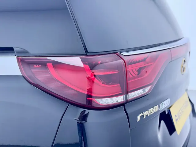 GAC Trumpchi M8 — Фото автомобиля 16