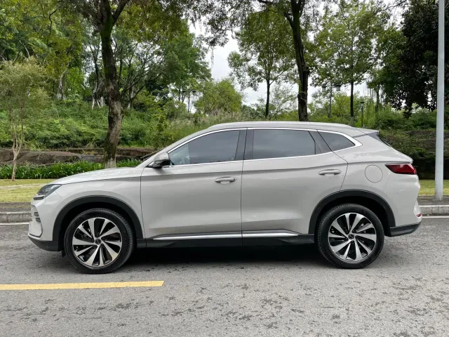 BYD Song PLUS — Фото автомобиля 4