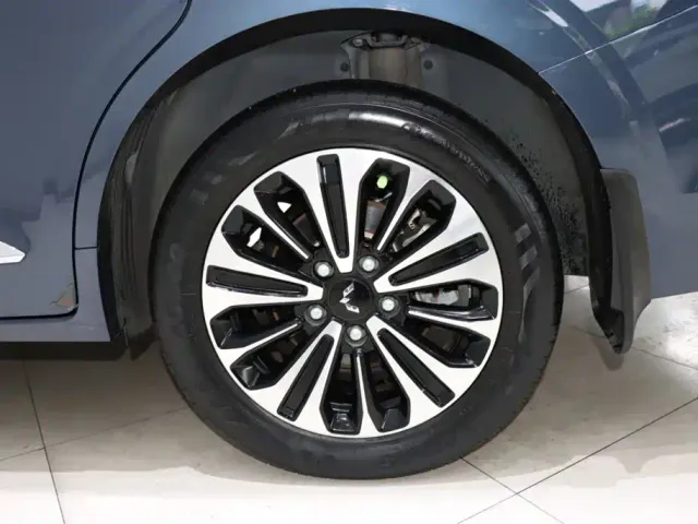 Wuling Jiachen — Фото автомобиля 19