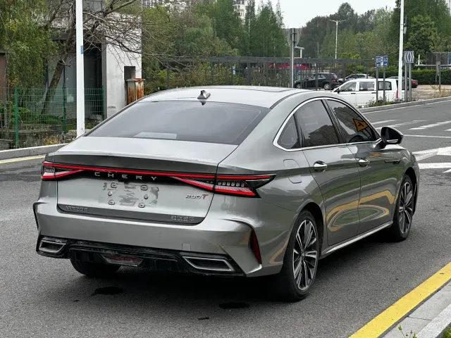 Chery Arrizo 8 — Фото автомобиля 10