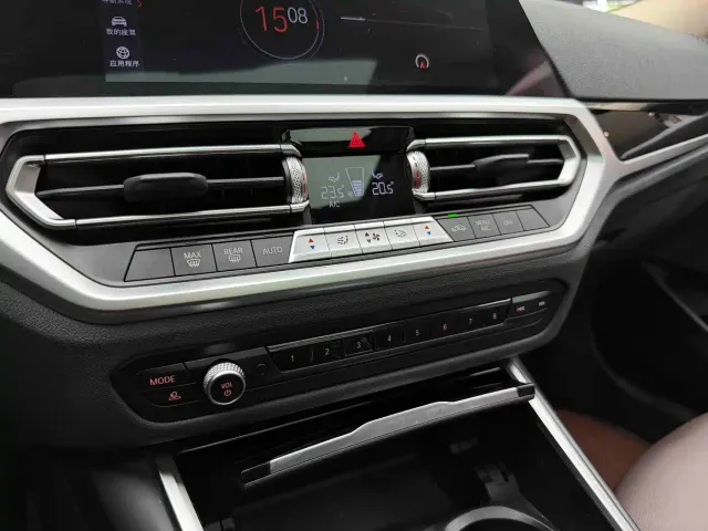 BMW 3 Series — Фото автомобиля 14