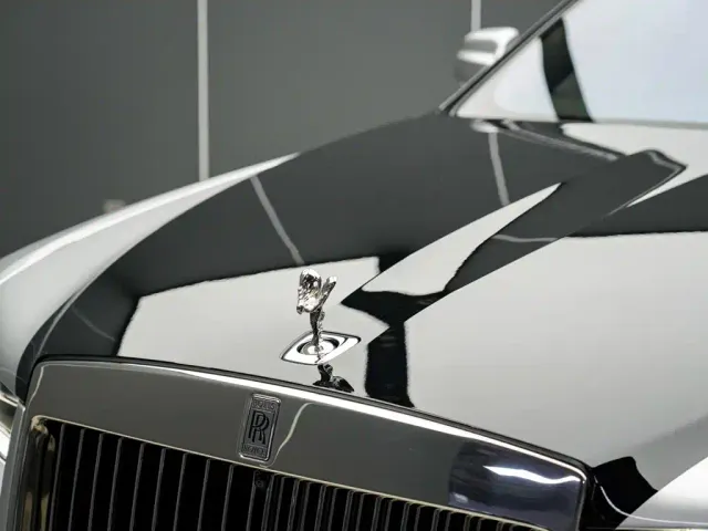 Rolls-Royce Ghost — Фото автомобиля 28