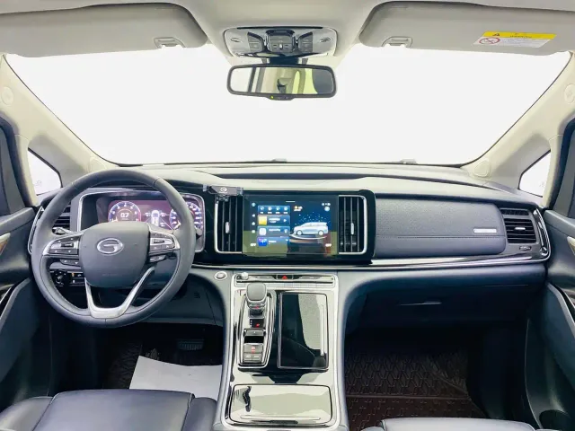 GAC Trumpchi M8 — Фото автомобиля 9