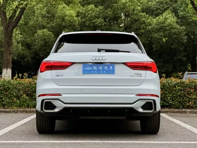 Audi Q3 — Фото автомобиля 6