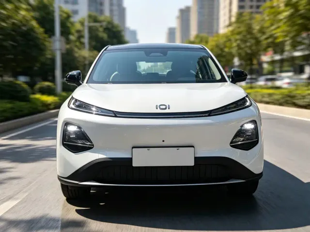 Changan Qiyuan Q05 — Фото автомобиля 2