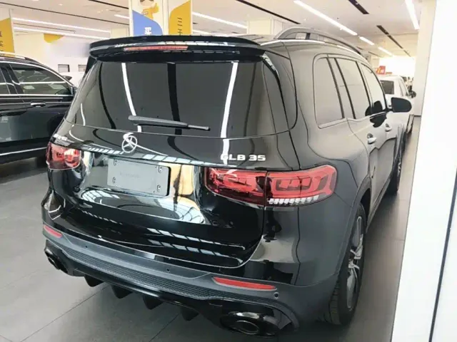 Mercedes-Benz GLB AMG — Фото автомобиля 6