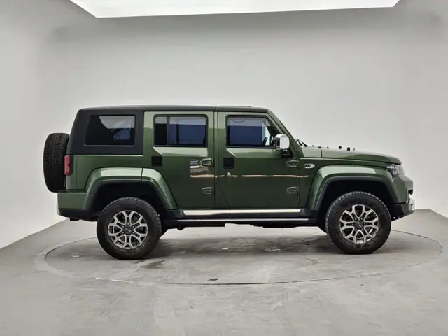 BAIC BJ40 — Фото автомобиля 3