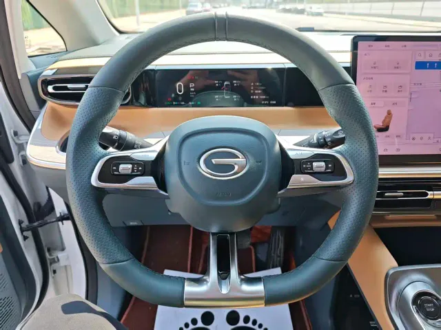 GAC Trumpchi E8 — Фото автомобиля 4