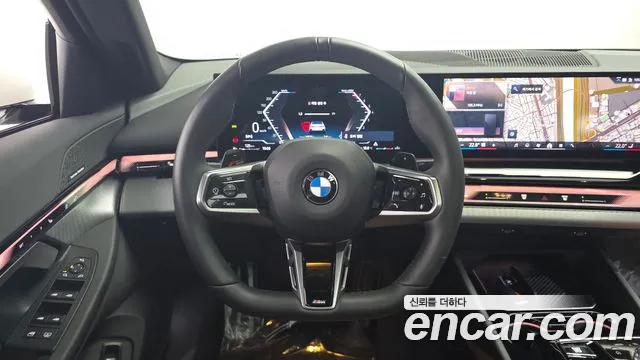 BMW 5-Series 5 серия (G60) 530i xDrive M Sport — Фото автомобиля 12