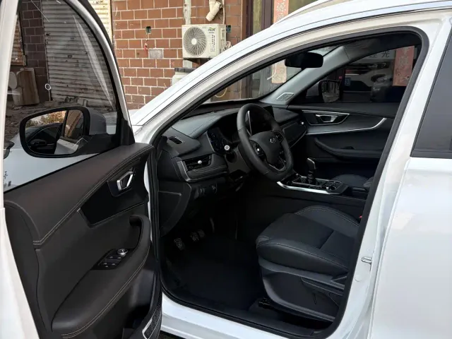 Chery Tiggo 8 — Фото автомобиля 7