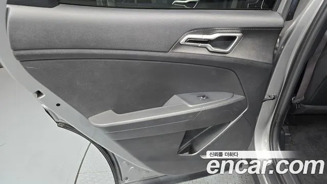 Kia Sportage Sportage 5-е поколение Дизель 2.0 2WD — Фото автомобиля 25