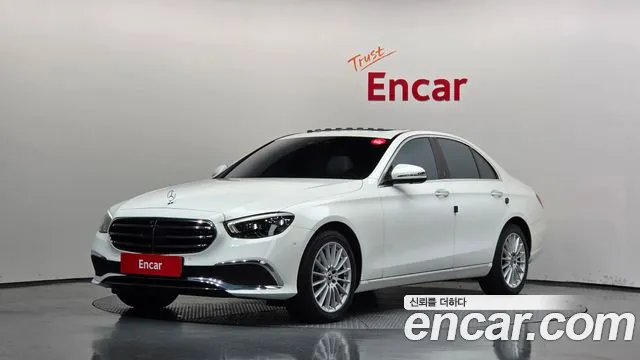 Фотография автомобиля — Mercedes-Benz E-Class W213