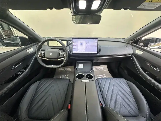Deepal Deepal SL03 2023 200Max Extended Range — Фото автомобиля 6