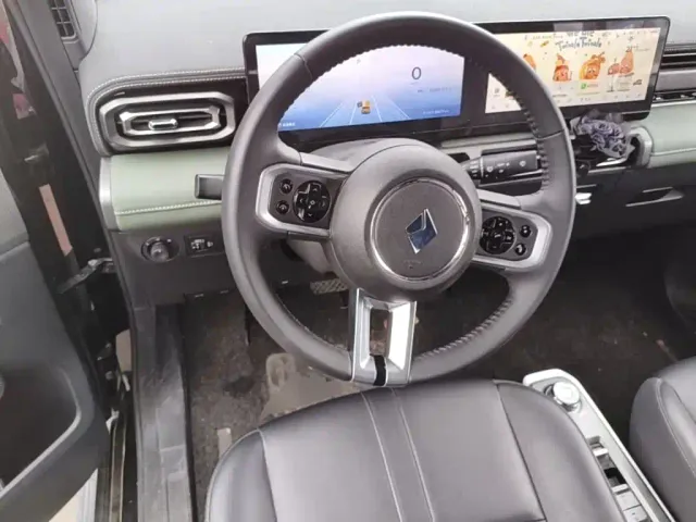 Baojun Yep — Фото автомобиля 10