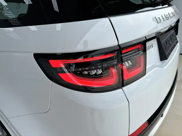 Land Rover Discovery Sport — Фото автомобиля 9