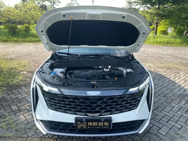 Geely Boyue L — Фото автомобиля 20