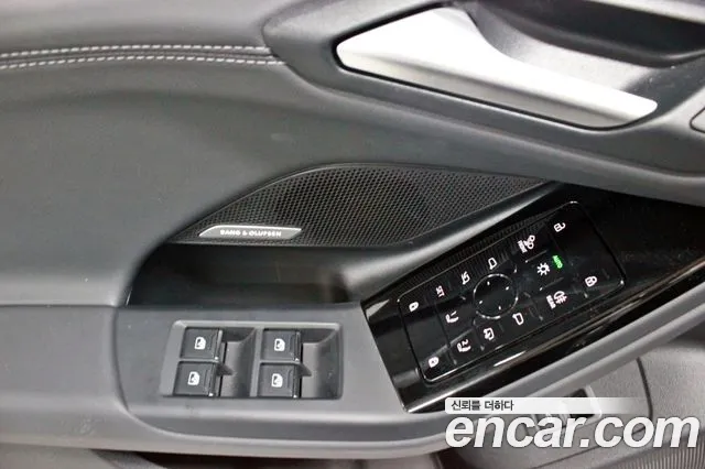 Audi A6 e-Tron — Фото автомобиля 10