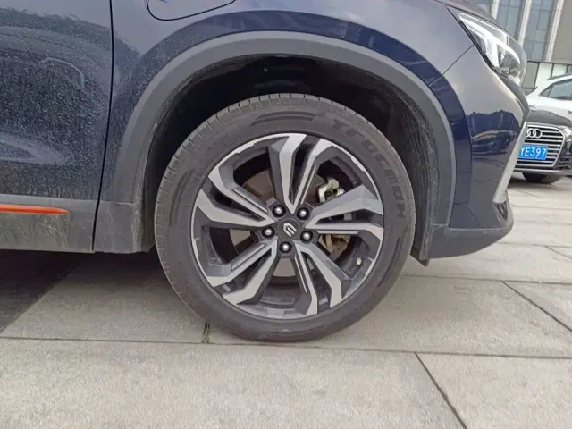 Skyworth Auto HT-i — Фото автомобиля 8