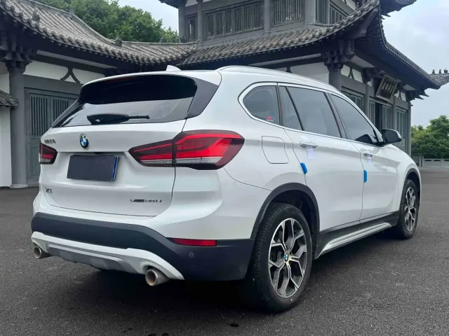 BMW X1 — Фото автомобиля 6