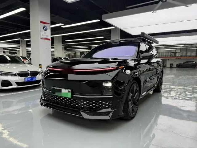 Фотография автомобиля — Li Auto L8