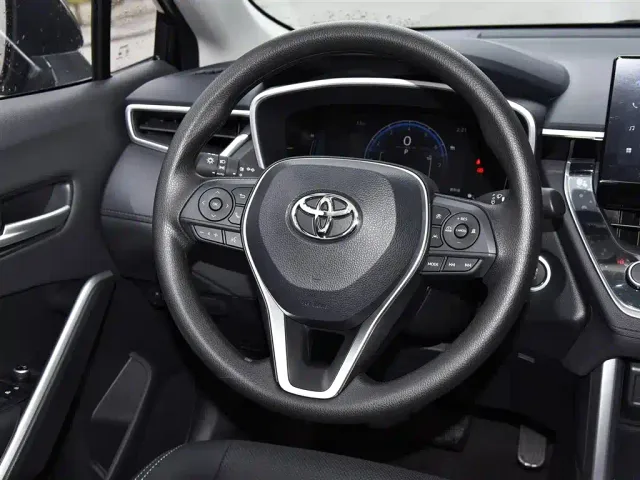 Toyota Frontlander — Фото автомобиля 21