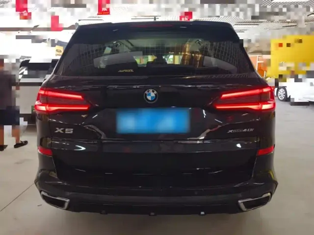 BMW X5 — Фото автомобиля 5