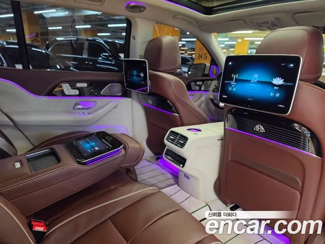 Mercedes-Benz GLS-Class — Фото автомобиля 19