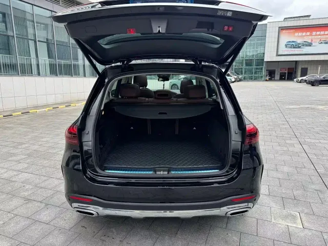Mercedes-Benz GLE-Class — Фото автомобиля 14
