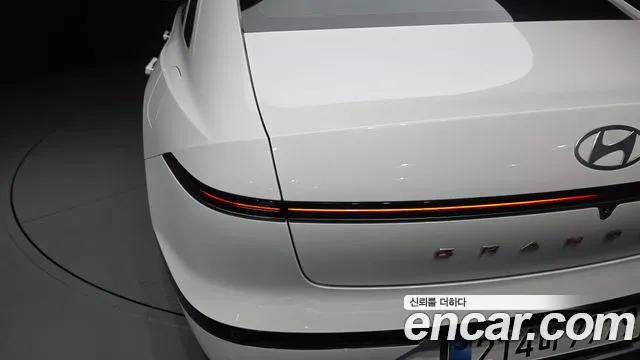 Hyundai Grandeur GN7 — Фото автомобиля 8