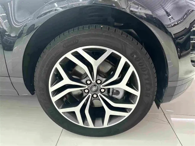 Land Rover Range Rover Evoque — Фото автомобиля 4