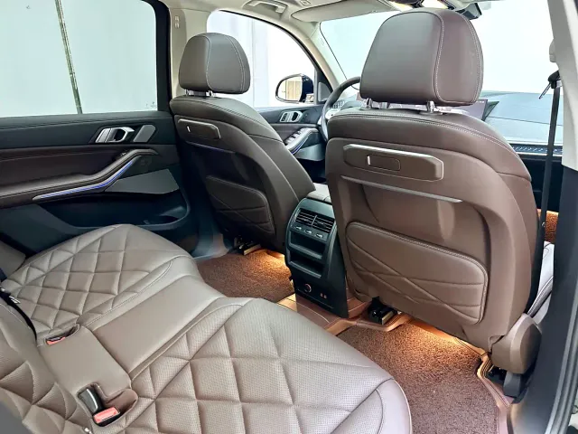 BMW X5 — Фото автомобиля 12