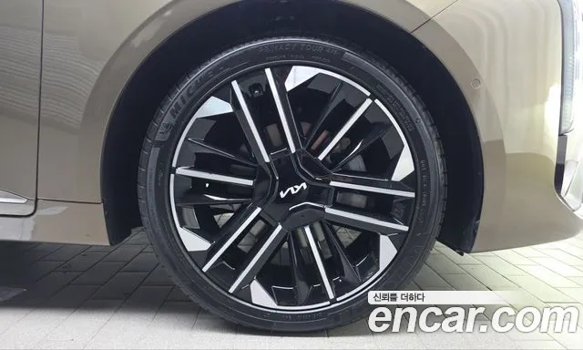 Kia K8 (New) Hybrid — Фото автомобиля 6