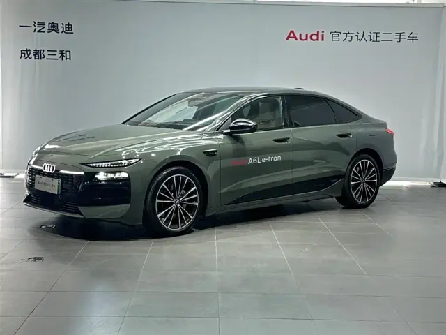 Фотография автомобиля — Audi A6L e-tron