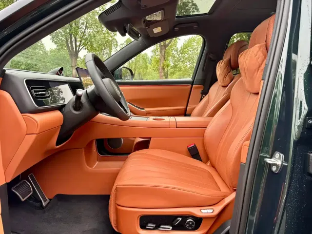 Aito M7 — Фото автомобиля 5
