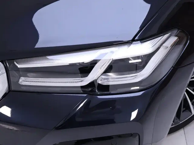 BMW 5 Series — Фото автомобиля 4