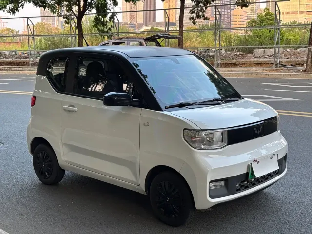 Wuling Hongguang Mini EV — Фото автомобиля 19