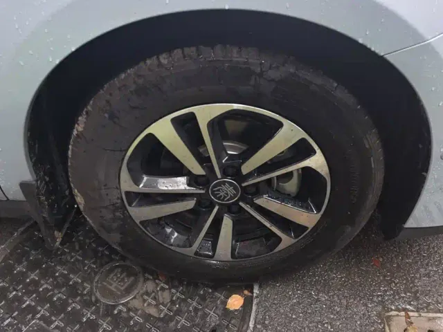 BYD Qin PLUS — Фото автомобиля 6