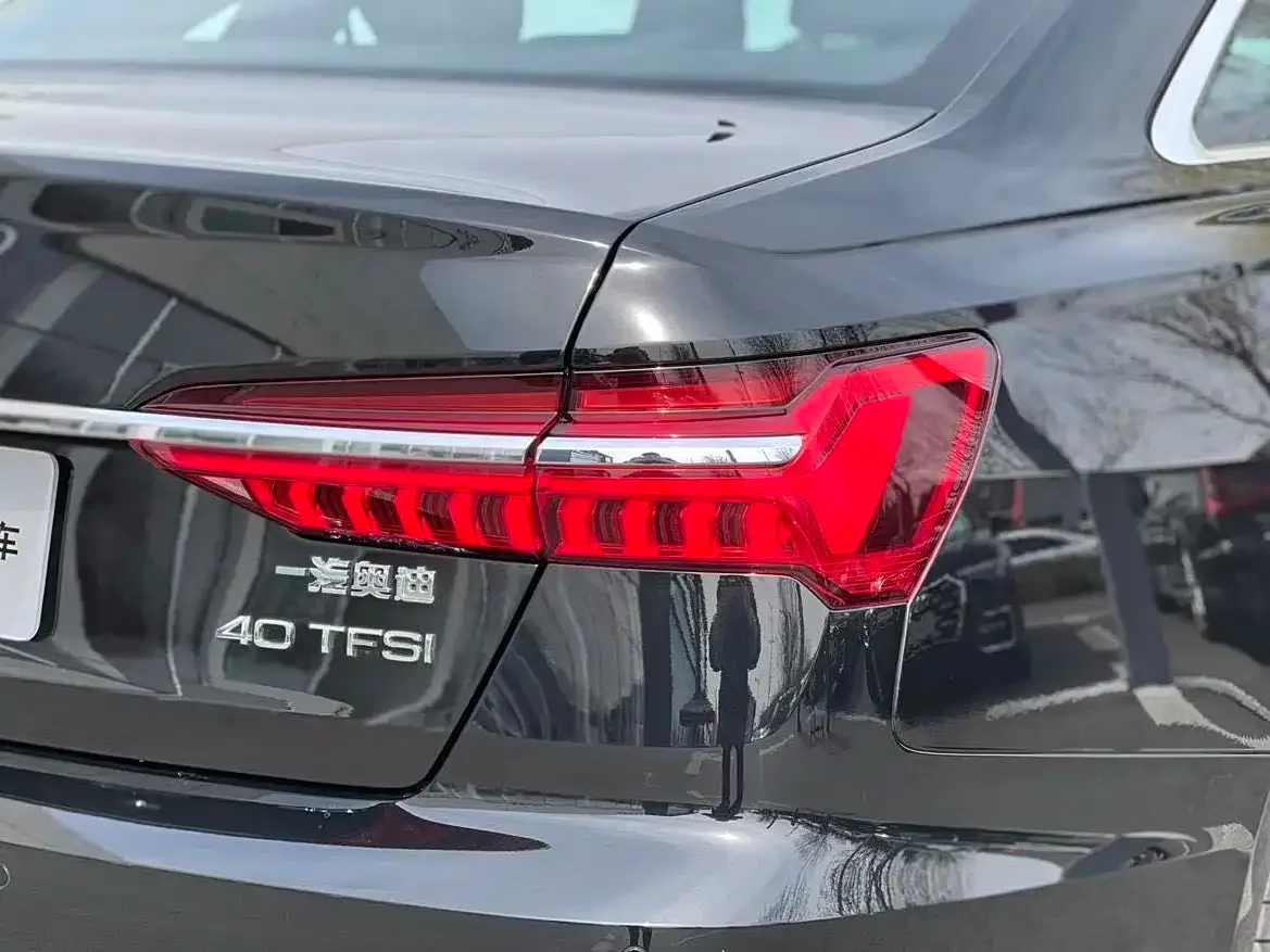Audi Audi A6L 2024 40 TFSI Luxury Dynamic — Фото автомобиля 11