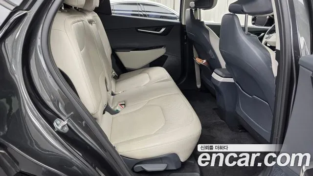 Kia EV6 — Фото автомобиля 17