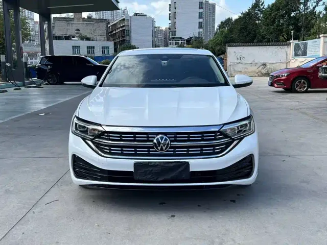 Volkswagen Sagitar — Фото автомобиля 6