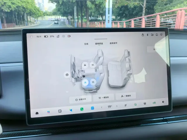 Leapmotor C10 — Фото автомобиля 11