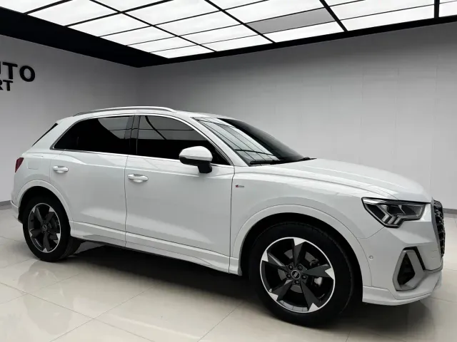 Audi Q3 — Фото автомобиля 3