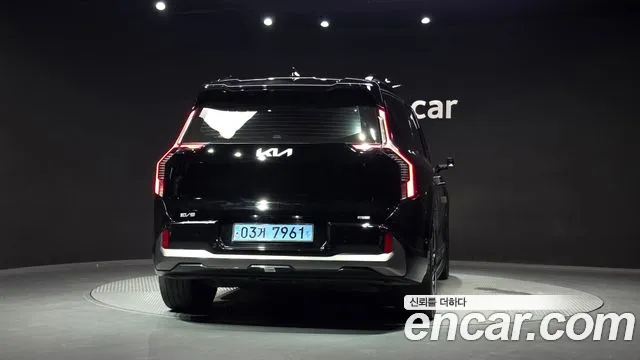 Kia EV9 Long Range 4WD — Фото автомобиля 3