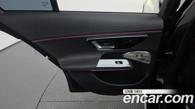 Mercedes-Benz E-Class W214 — Фото автомобиля 14